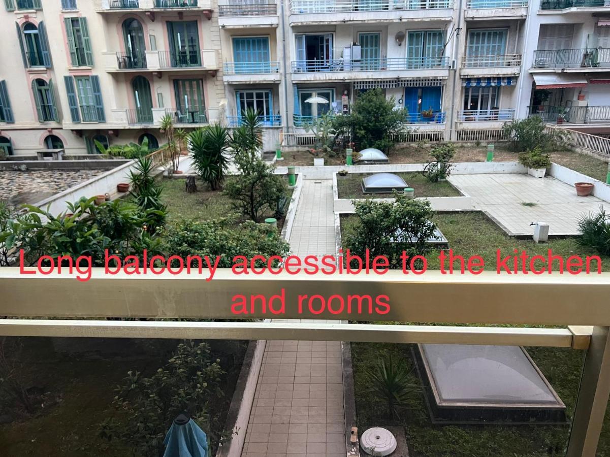 Entire 2 Rooms Crossing Apartment With Private Parking 4 Beds Two Double Bed And 2 Single Bed With 2 Balconies In Promenade Des Anglais Street With Sea View 50 Meters From The Beach With Perfect Air Conditioner Cooler And Heater Nice Exterior photo